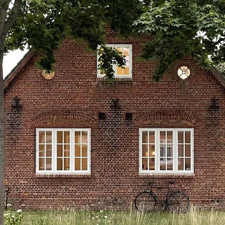 House Number 13 Comfortable Vakantiehuis